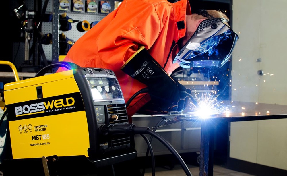 How to Choose a TIG Welding Machine with 5 Tips
